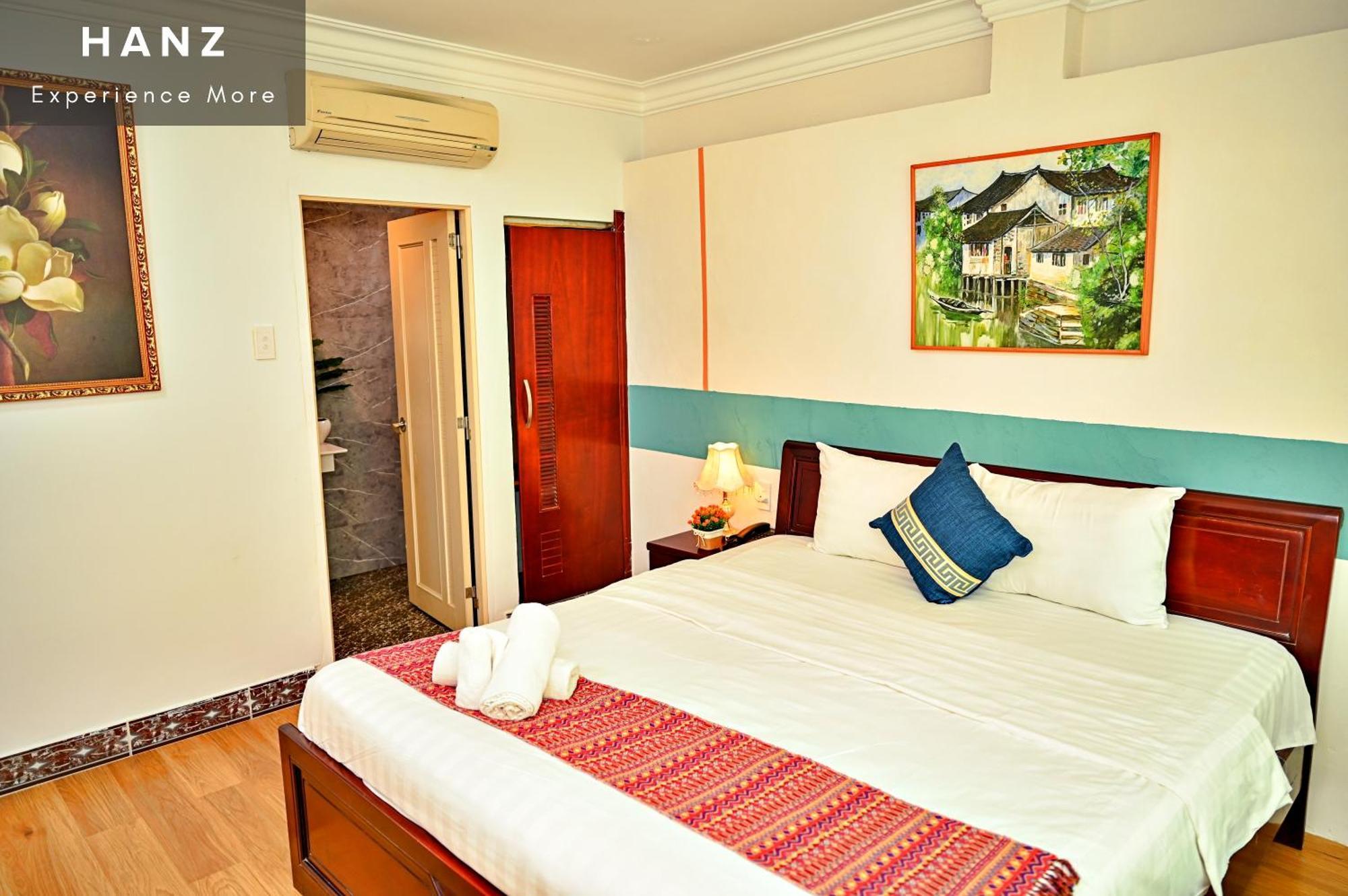 Cosmo Central Hotel Ho Chi Minh City Room photo
