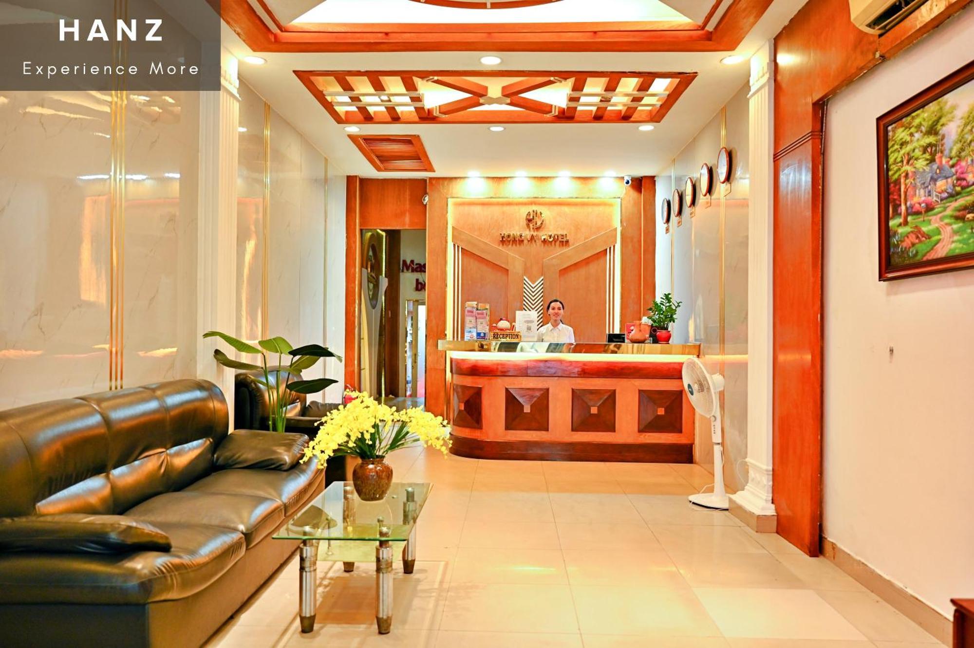 Cosmo Central Hotel Ho Chi Minh City Exterior photo